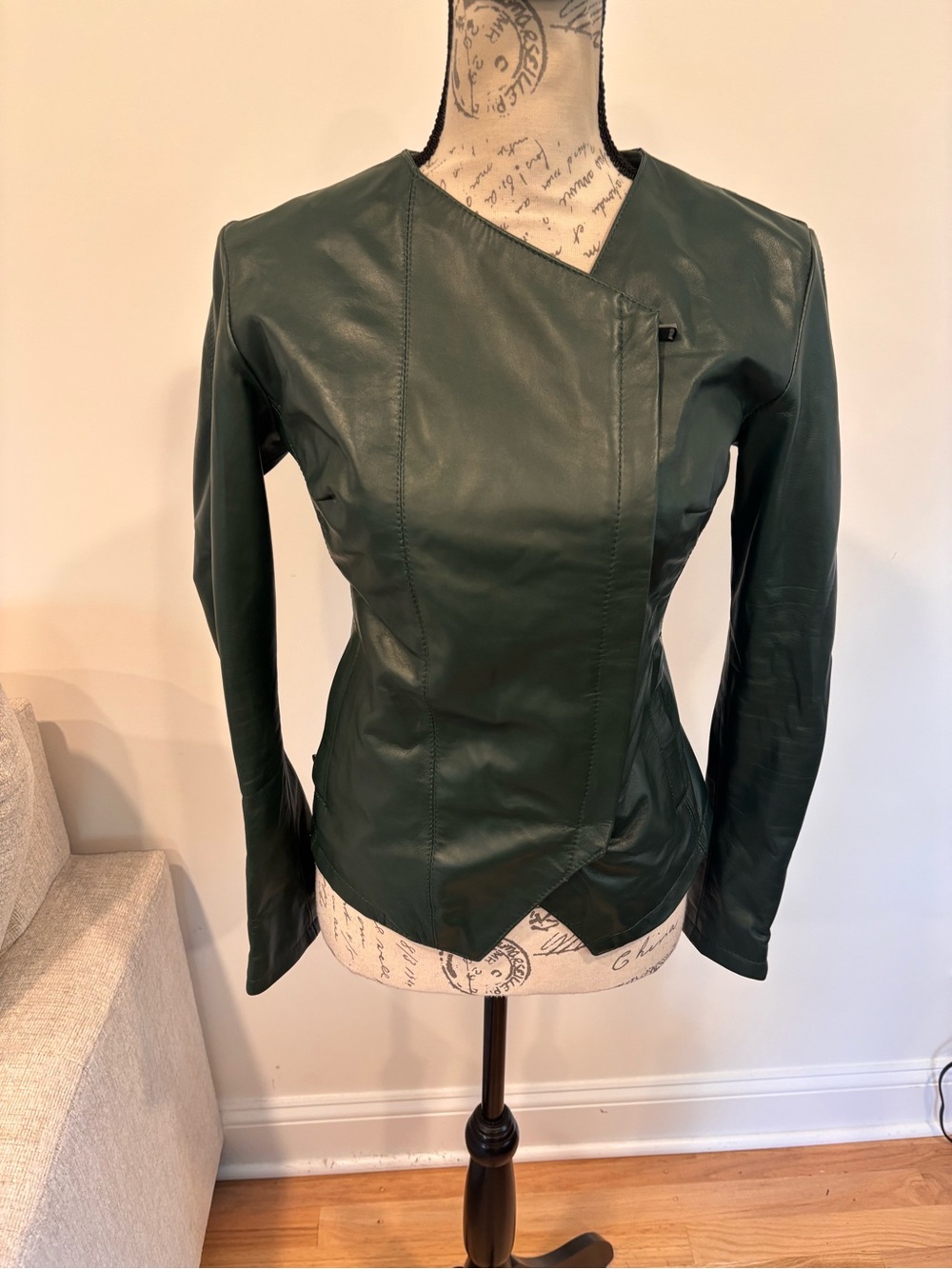 Italian Vera Pelle green 100% leather jacket size small